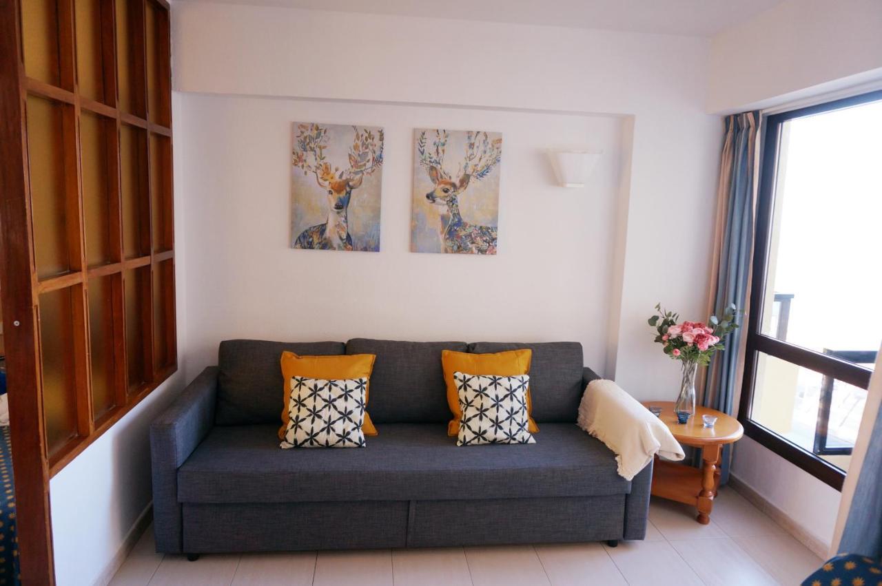 Apartamento En เบนัลมาเดนา ภายนอก รูปภาพ